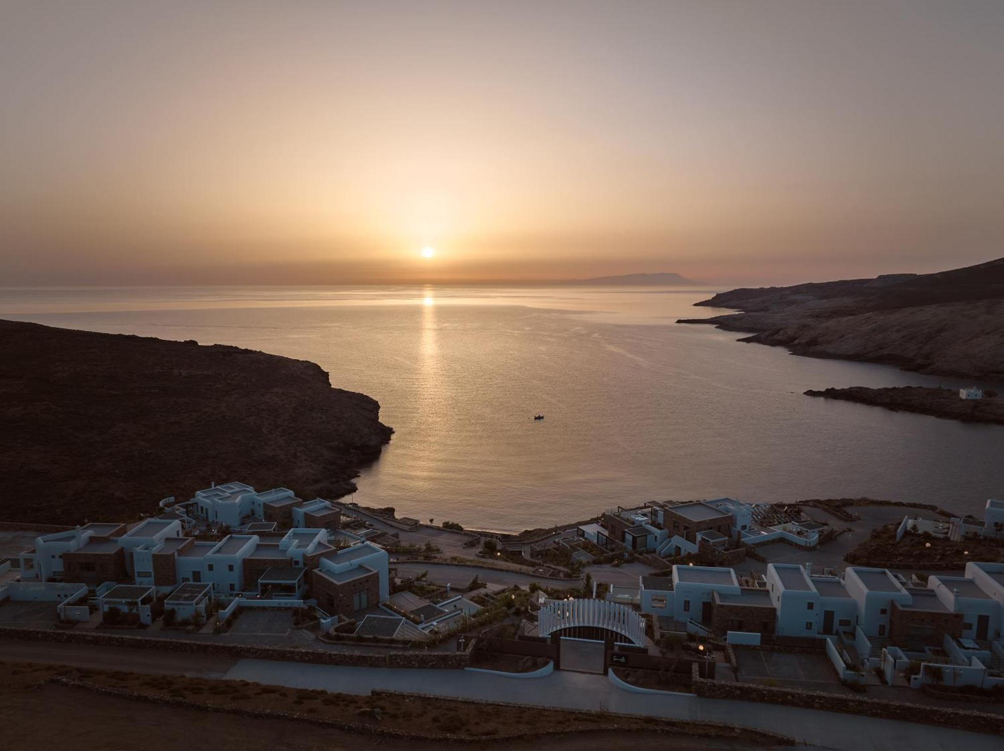 Hotel Semeli Coast Mykonos Curio Collection By Hilton Merchia Beach Exterior foto